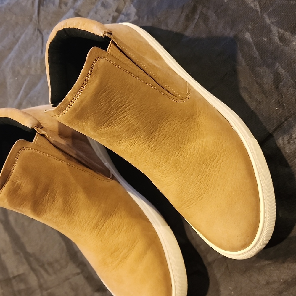 Women's boots